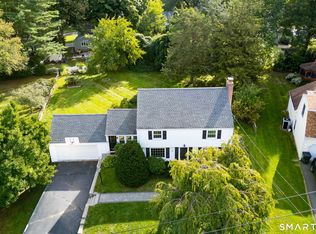 110 Richmond Lane, West Hartford, CT 06117