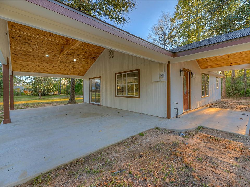1st image of 388 Sunrise Wood Rd