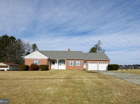 631 W Locust St, Oxford, PA 19363