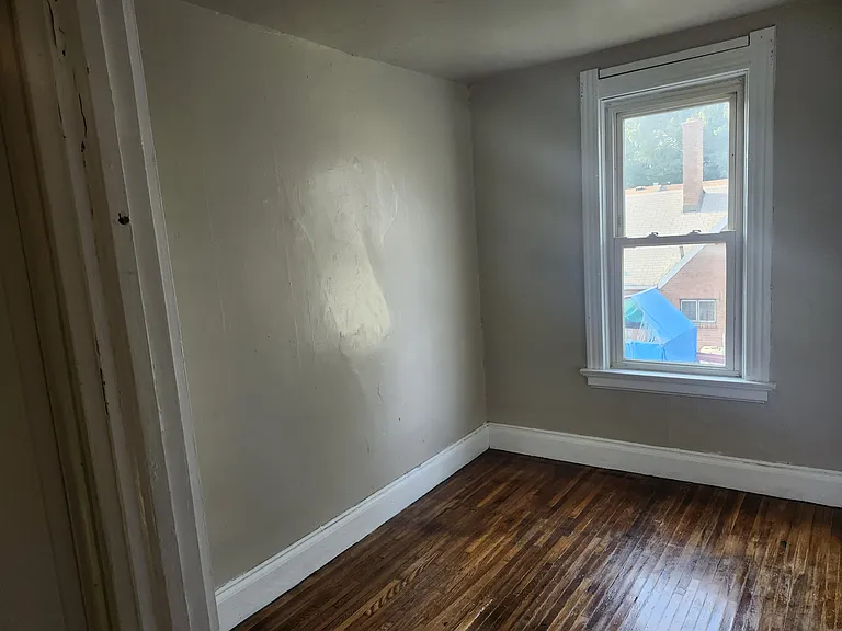 914 Butler St — Photo 6
