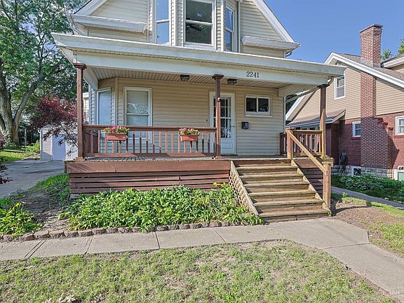 3rd image of 2241 Feldman Ave