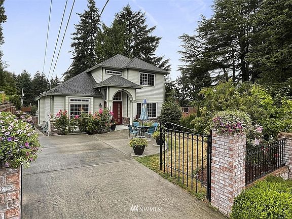 The Level Driveway provides Off Street Parking and Unload Area for a Ramp Unload for Accessibility. 