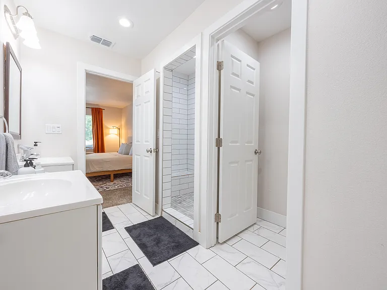 Walk-in Shower and commode room in Primary bathroom