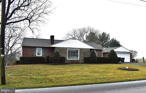 2476 Leaman Rd photo 1