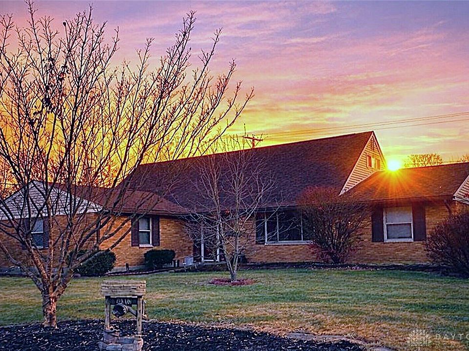 1st image of 2312 E Whipp Rd