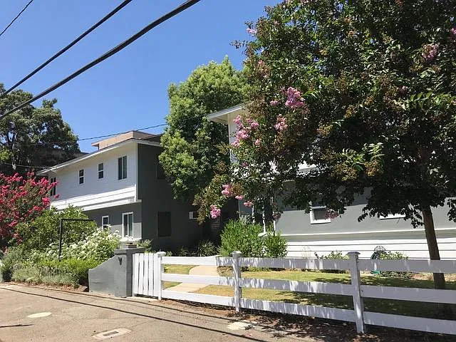 13553 Moorpark St #1 — Photo 12