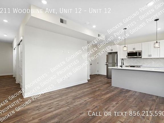 5th image of 6211 Woodbine Ave Unit 12
