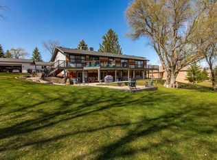 2472 Gates Dr SW, Rochester, MN 55902