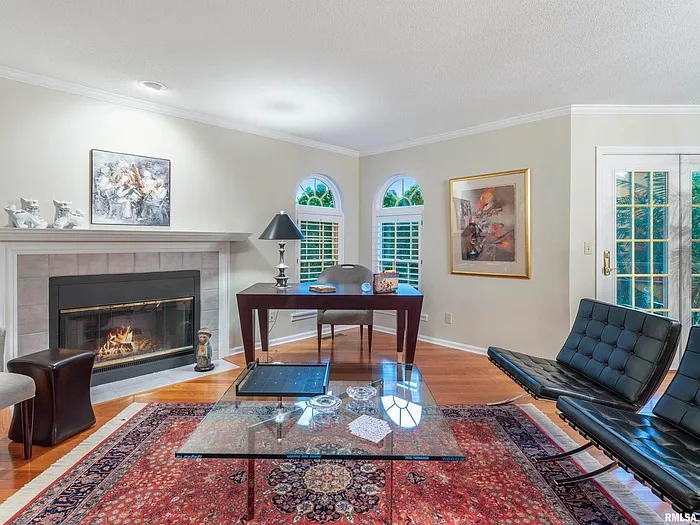 5200 N Knoxville Ave #5200 — Photo 6