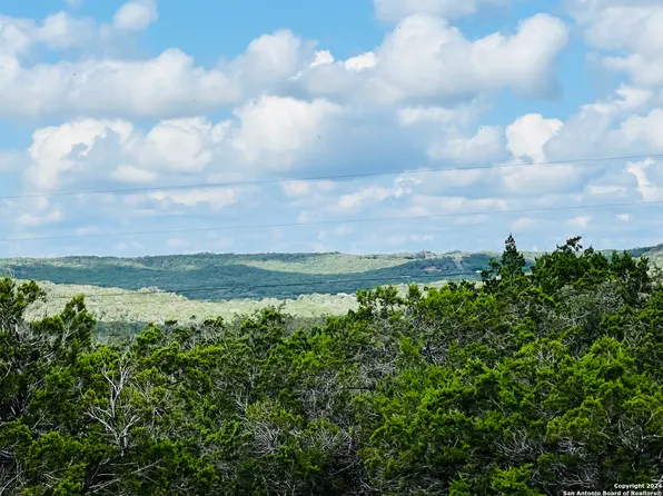 118 County Road 242 LOT 2, Hondo, TX 78861