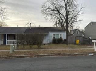 1073 Kings Rd, Pasadena, MD 21122