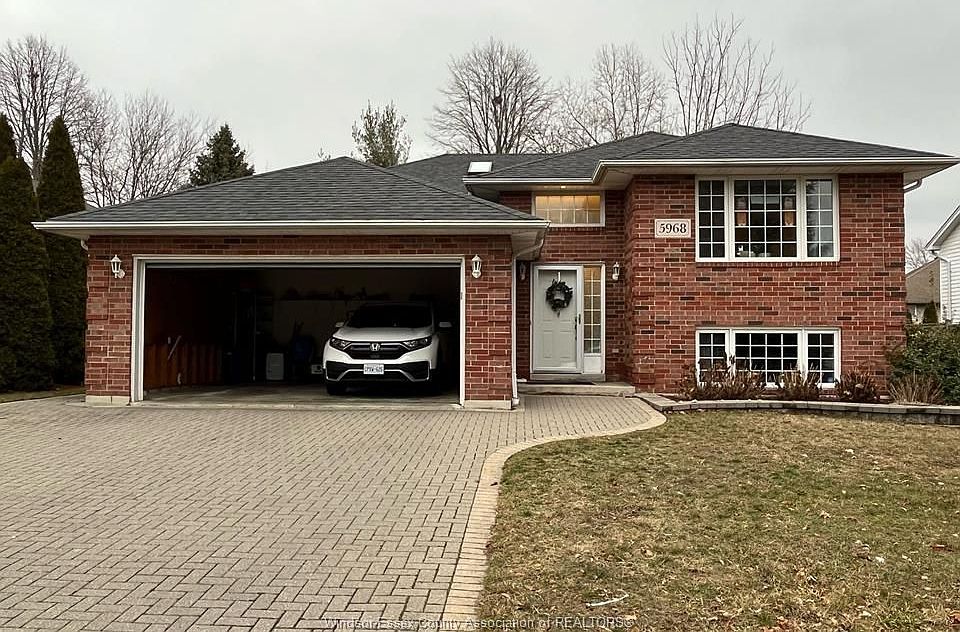 1st image of 5968 Cameos Cres