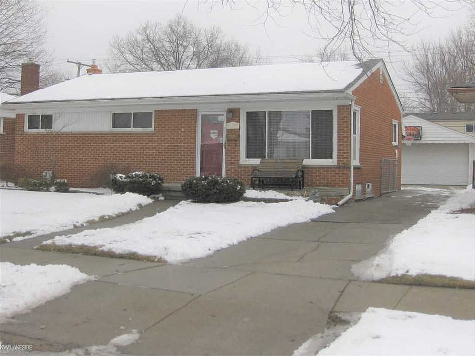 1st image of 23307 Playview St