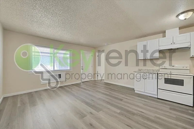 2 bed, 1.0 bath, 650 sqft, $1,400 — Photo 3