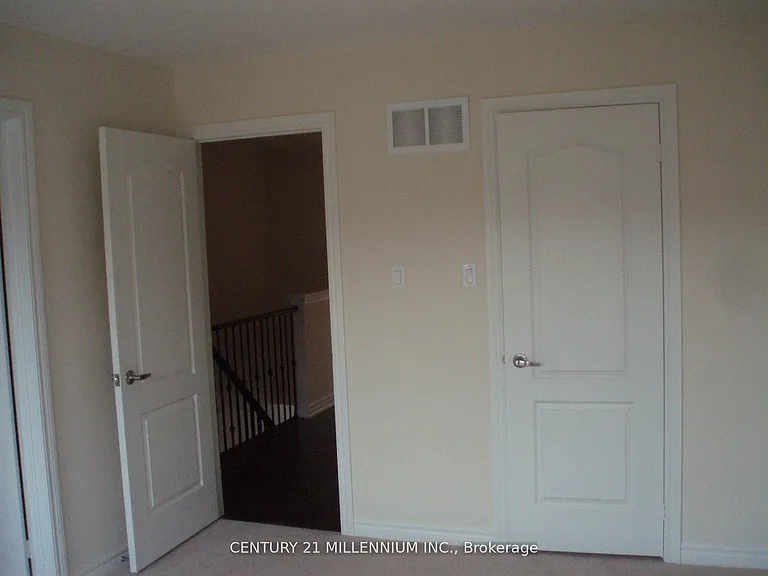 62 Magdalene Cres — Photo 6
