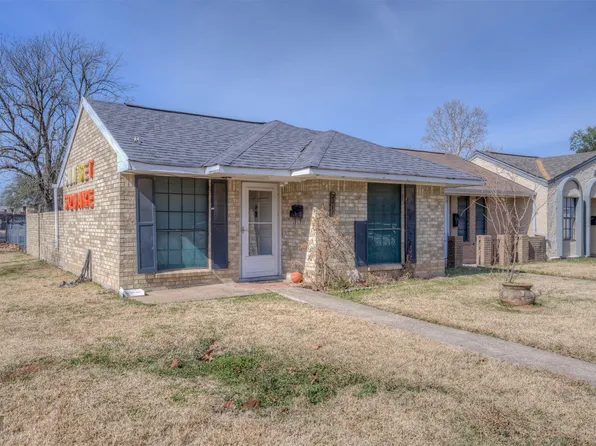 2211 Loreco St, Bossier City, LA 71112