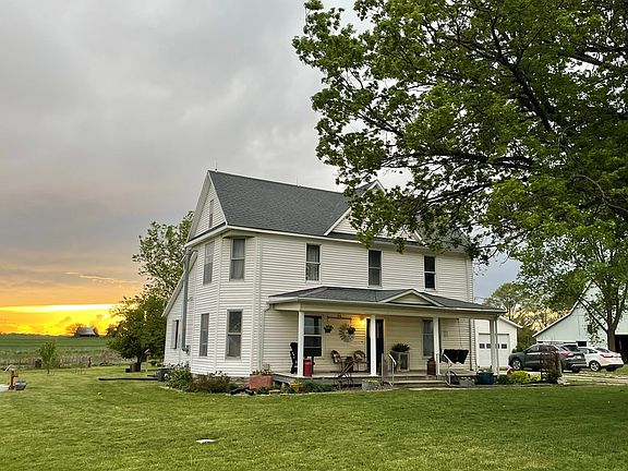 3rd image of 25065 Hahn Dr