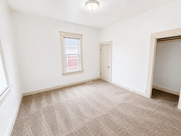 534 Park St #1 — Photo 9