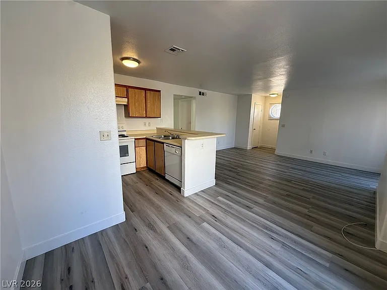 2980 Juniper Hills Blvd #103 — Photo 5
