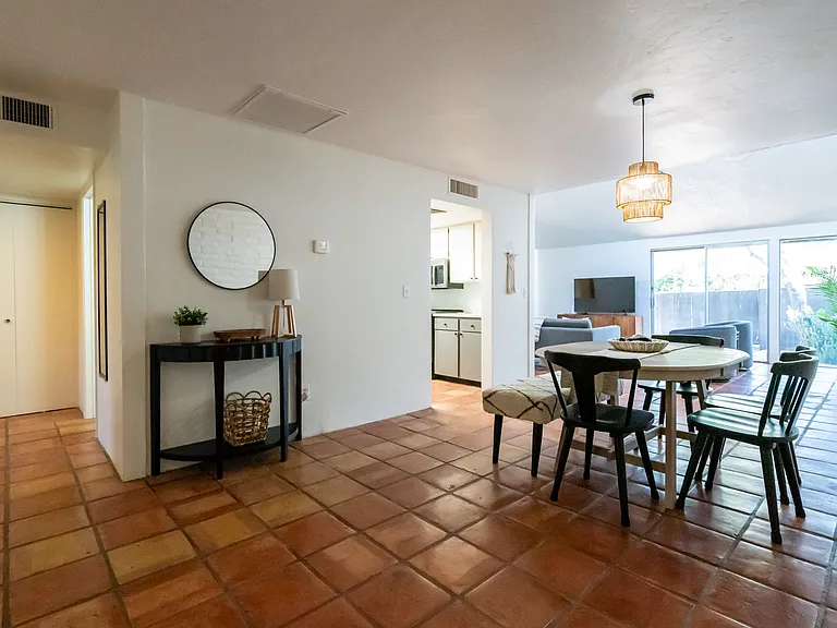 5701 N Glenn St #5 — Photo 20