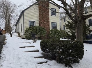 60 Maverick St, Marblehead, MA 01945