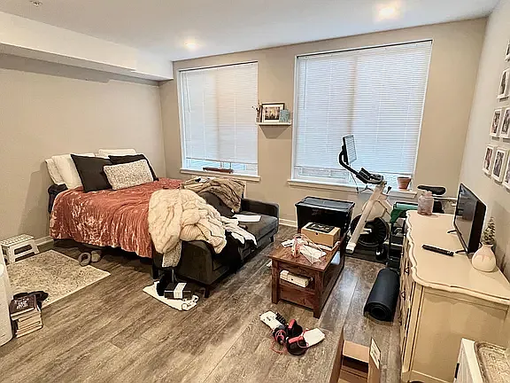 1730 Ridge Ave #2R — Photo 6