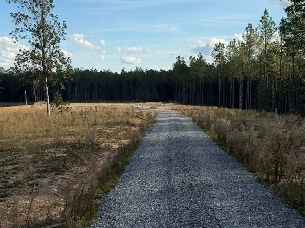 108 Meadow View St, Jena, LA 71342