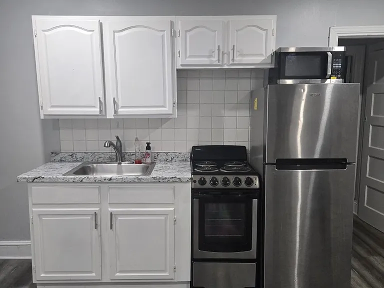 4723 N 3rd St #3F — Photo 3