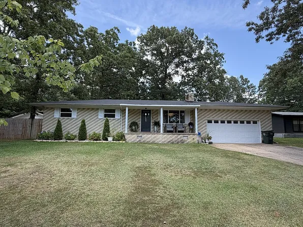 409 Houston Dr, Hot Springs, AR 71913