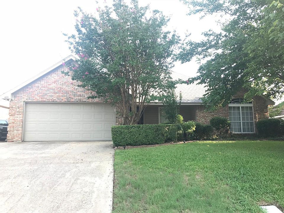 1st image of 418 Sandra Dr