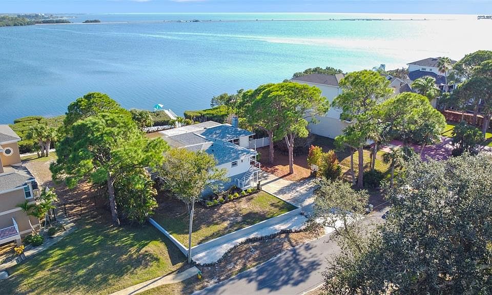 1st image of 1657 SEA BREEZE DRIVE