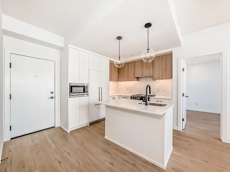 606 Broadcast Ave SW #8375 — Photo 3