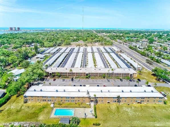 12300 Park Blvd APT 116, Seminole, FL 33772