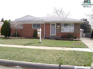 26704 Wexford Dr, Warren, MI 48091