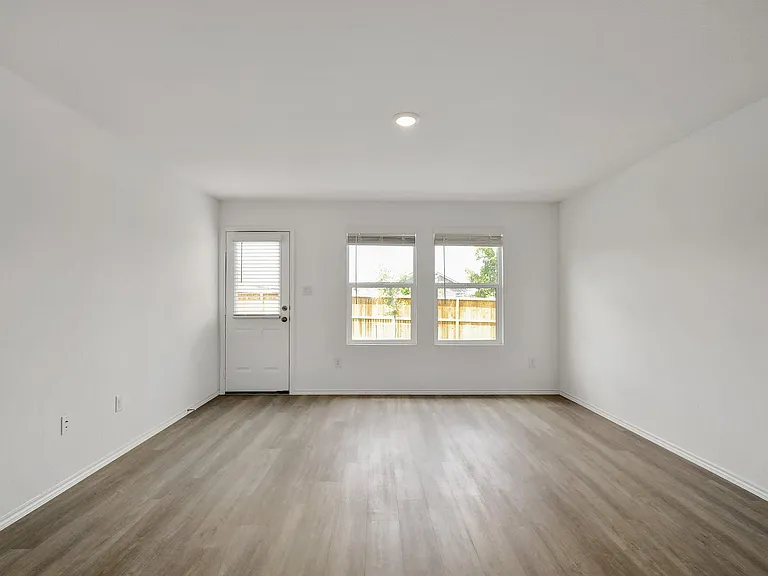 6515 Arid Way — Photo 10