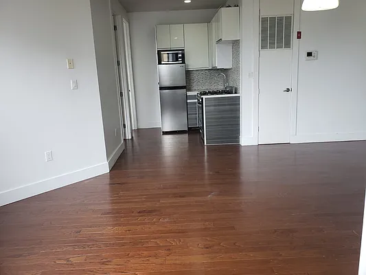 Rented by Lodger Corp | media 4