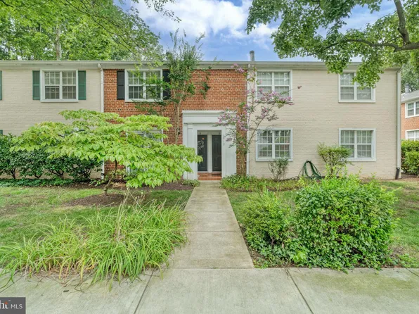 2513 S Walter Reed Dr #B, Arlington, VA 22206