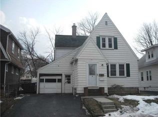 91 Penrose St, Rochester, NY 14612