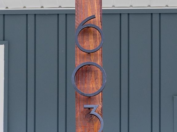 5th image of 603 Calvary St