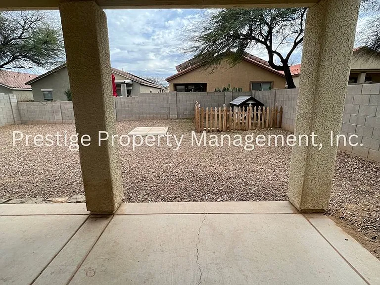 81 W Calle Guija — Photo 18
