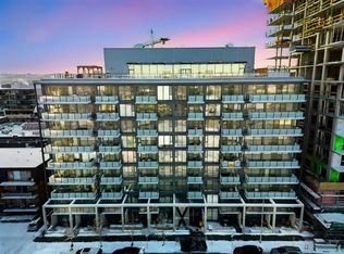 319 E 9a St NW, Calgary, AB T2N 1T7