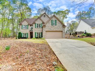 5724 Newberry Point Dr, Flowery Branch, GA 30542
