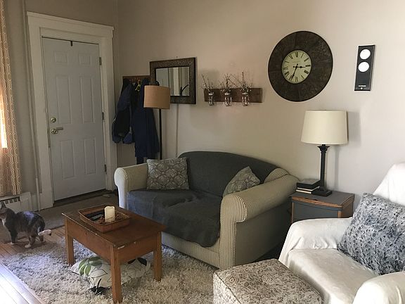 3rd image of 430 W Newhall Ave APT 2