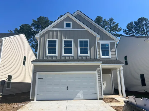 225 Central Creek Dr, Goose Creek, SC 29445