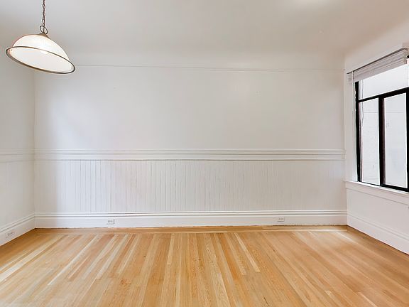 2nd image of 1558 Stockton St