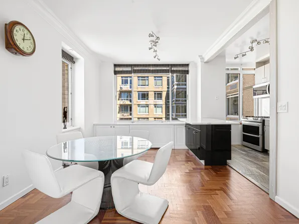 2373 Broadway image 7 of 12