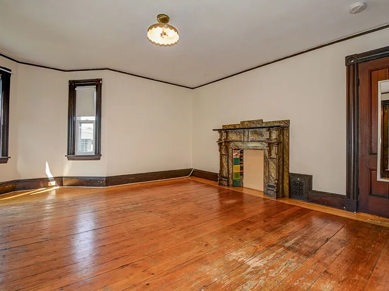 46-48 South St #2 — Photo 10