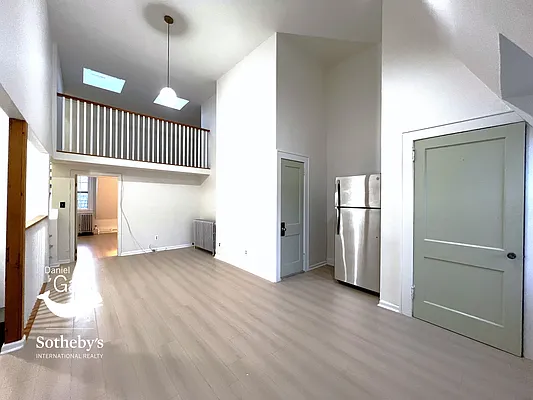 Rented by Daniel Gale Sotheby's International Realty | media 20