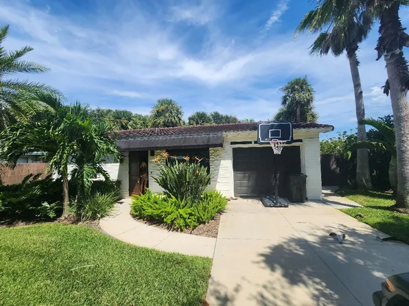 906 E 2nd Ave, New Smyrna Beach, FL 32169