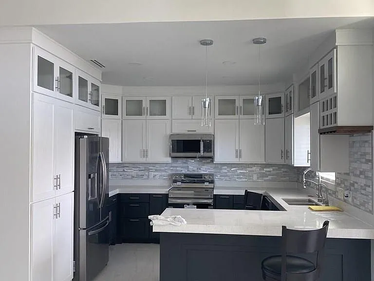 6879 Woodstock Dr #14 — Photo 3
